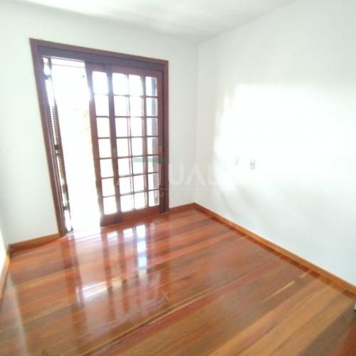 Apartamento Semimobiliado